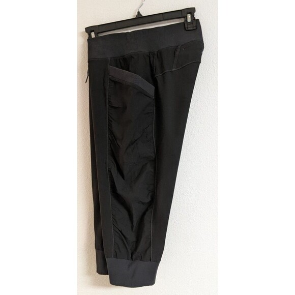Wmn's ATHLETA Black Cropped Dance Studio Nylon Stretch Drawstring Waist Pants 2 - Picture 3 of 11